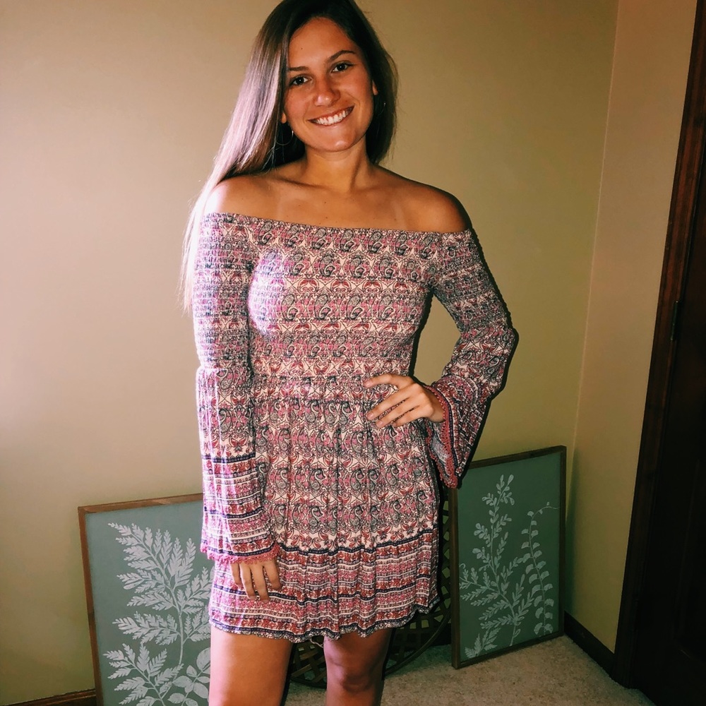 Off the shoulder dress!